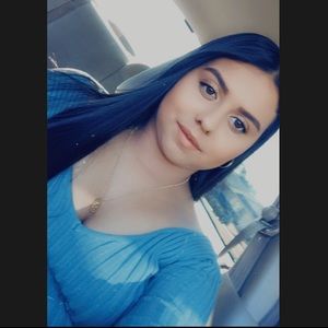 Meet your Posher, Isabel